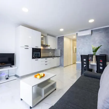 Lumina Sea - Two Bedroom With Sea View And Terrace Appartement *