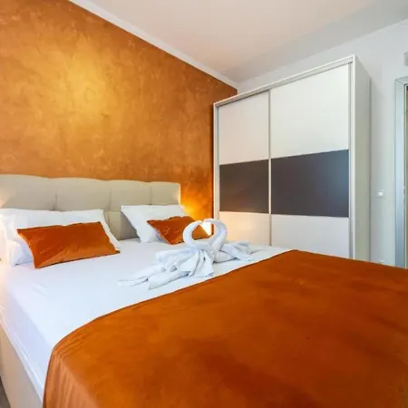 Lumina Sea - Two Bedroom With Sea View And Terrace *