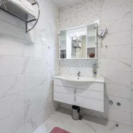 Appartement Lumina Sea - Two Bedroom With Sea View And Terrace *