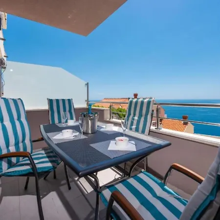 Appartement Lumina Sea - Two Bedroom With Sea View And Terrace *