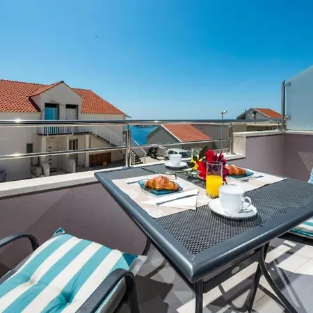 Appartement Lumina Sea - Two Bedroom With Sea View And Terrace Cavtat
